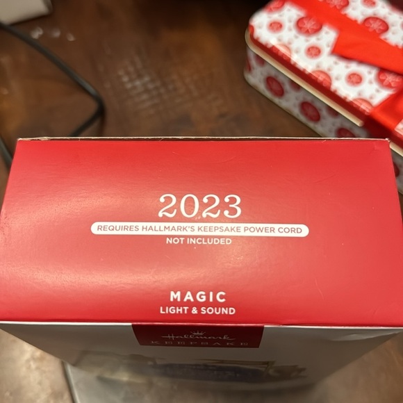 Hallmark Keepsake Ornament Disney’s Electrical Parade 2023 Mickey Minnie Mouse - Picture 2 of 3